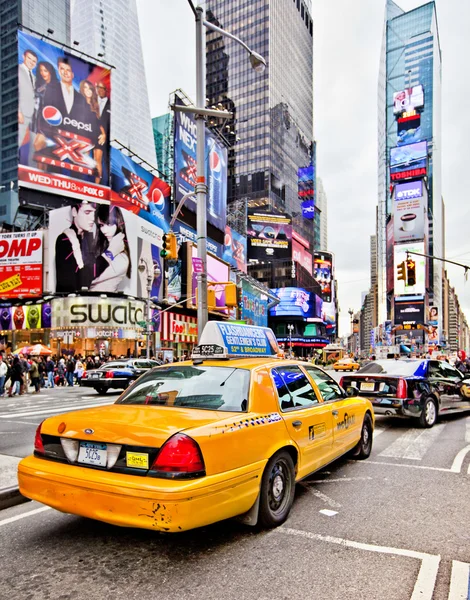 Yellow taxi cabs — Stock Photo, Image