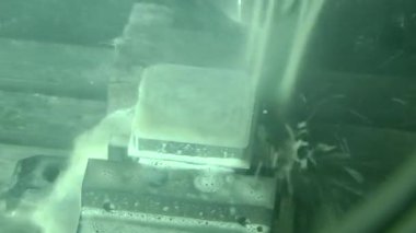 Otomatik cnc değirmen döndürme makinesi