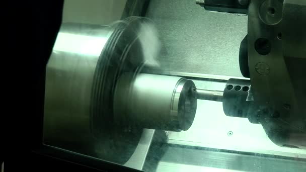 Fresadora de torneado CNC automatizada — Vídeos de Stock