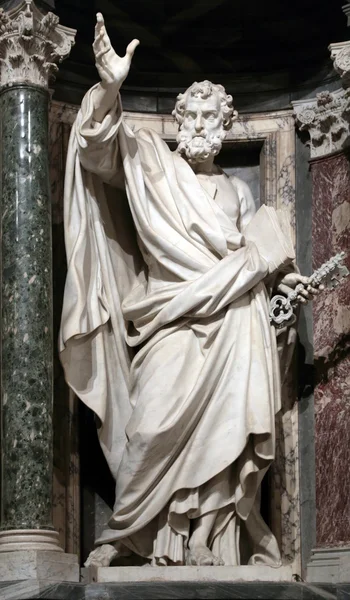 Statua di San Pietro Apostolo — Foto Stock