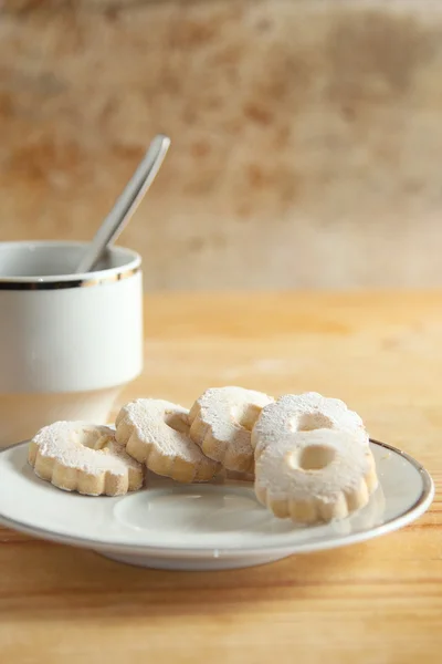 Italian Canestrelli cookies on a saucer