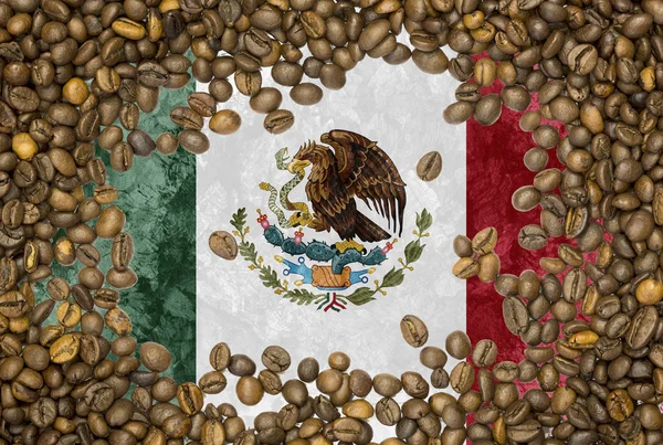 Bandera de México bajo una textura de fondo de granos de café tostados —  Fotos de Stock