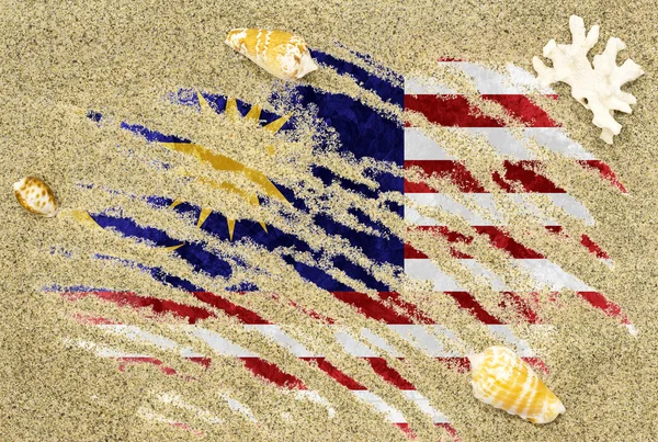 Flagge von Malaysia unter einem Strand-Hintergrund — Stockfoto