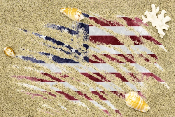 Bandera de Estados Unidos con fondo de playa — Foto de Stock