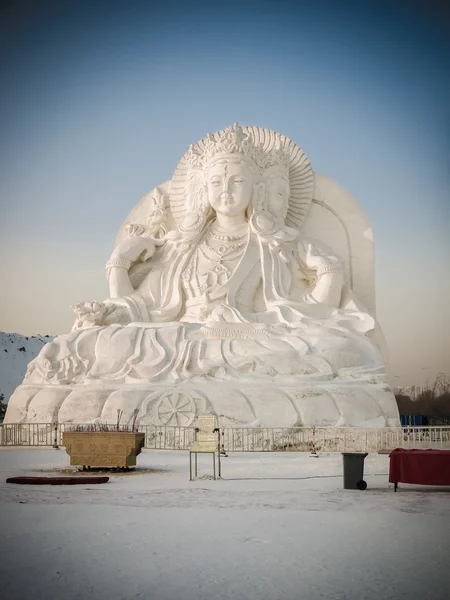 Snow skulpturer Buddha Royaltyfria Stockfoton