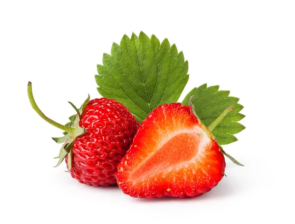 Erdbeeren mit Blättern — Stockfoto