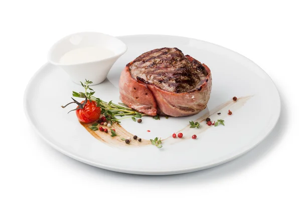 Grilovaný steak na štítek — Stock fotografie
