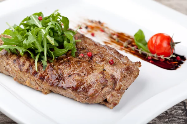 Grilled beef steak — Stock Photo, Image