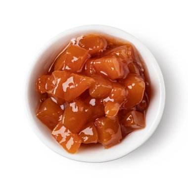 Cam kase kayısı reçeli beyaz arka planda izole