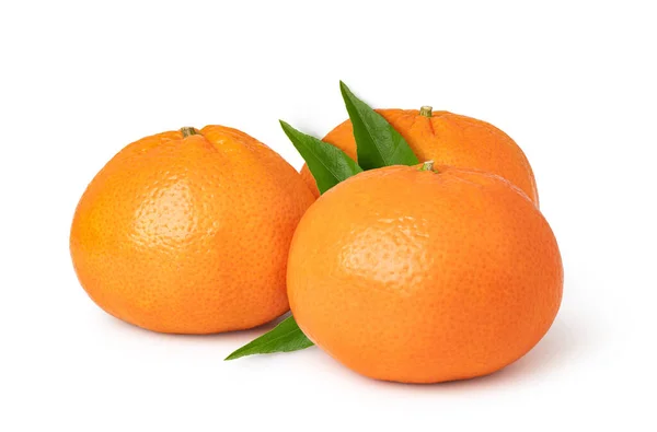 Mandarines Mûres Isolées Sur Fond Blanc — Photo
