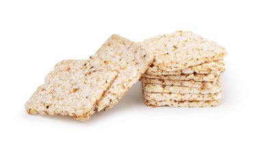 Pirinç kekleri beyaz arkaplanda izole edilmiş