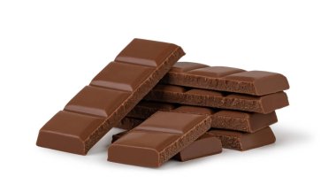 Kesme yolu olan beyaz arkaplanda izole edilmiş bir çikolata çubuğunu kapat