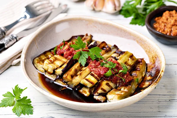 Berenjena Horno Con Tomates Ajo Pimentón — Foto de Stock