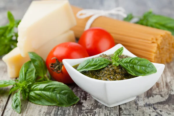 Basil pesto sauce — Stock Photo, Image