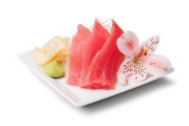 ton balıklı sashimi
