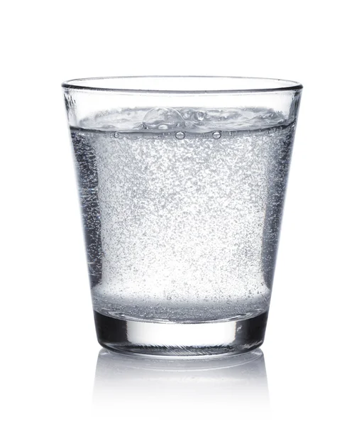 Ποτήρι μεταλλικό νερό — Φωτογραφία Αρχείου