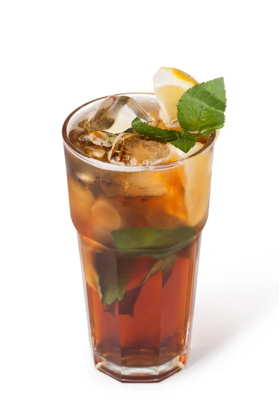 Sklenice ovocné nápoje s ledem — Stock fotografie