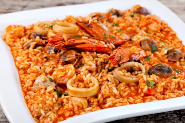 İspanyol paella