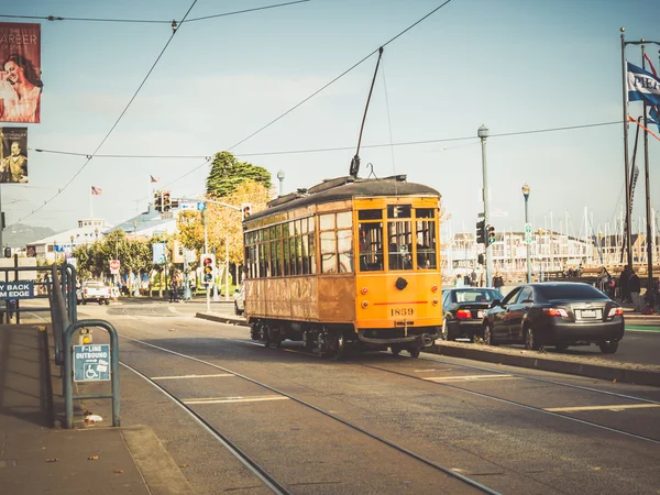 San francisco, usa - september 15: typische tram am september 15, — Stockfoto