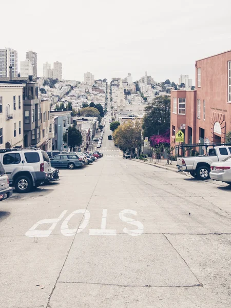 SAN FRANCISCO, EUA - SETEMBRO 15: Filbert Street em 1 de setembro — Fotografia de Stock