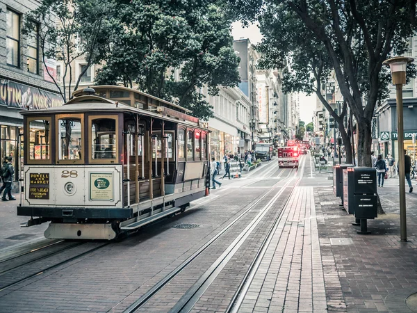 SAN FRANCISCO, EUA - SETEMBRO 15: bondes típicos em 15 de setembro , — Fotografia de Stock