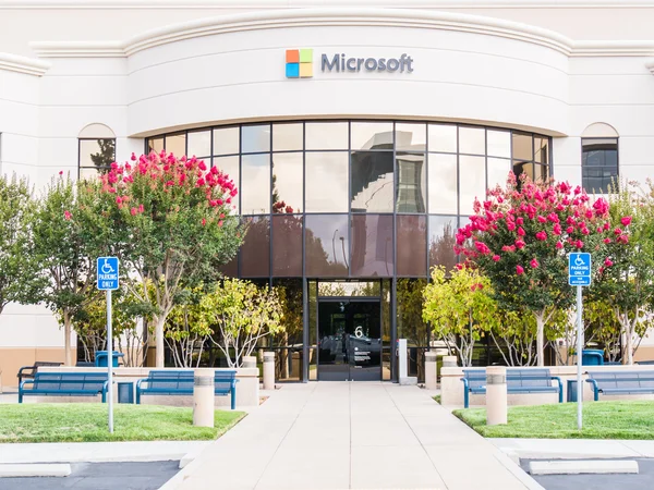 SILICON VALLEY, EUA - SETEMBRO 17: Microsoft building on Septem — Fotografia de Stock