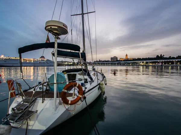 MALAGA, SPAIN - AUGUST 08: Malaga port on August 08, 2015 in Mal — Stok fotoğraf