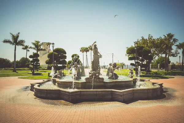 Bella fontana nel Parco della Bateria — Foto Stock