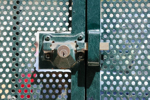 Green Metallic Door Lock — Stock Photo, Image