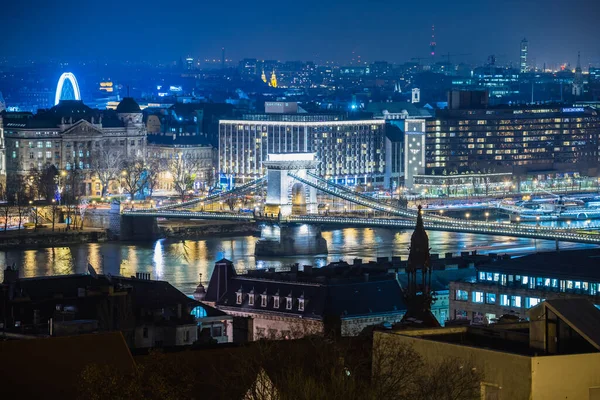 Budapest Węgry Grudzień 2017 Most Łańcuchowy Szechenyi Most Wiszący Dunaju — Zdjęcie stockowe