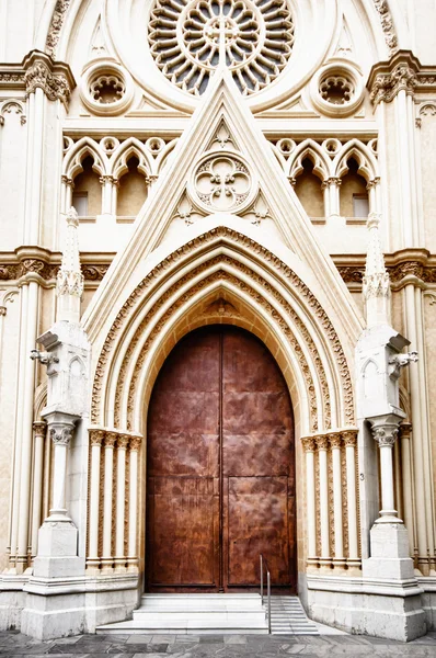 Malaga şehrindeki kilise — Stok fotoğraf