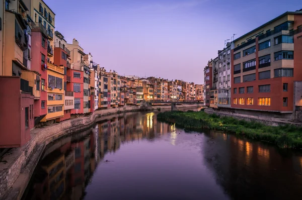 Girona di notte, Catalogna, Spagna — Foto Stock