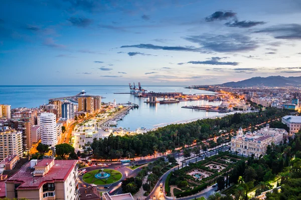 MALAGA, SPAGNA - 17 SETTEMBRE: Paesaggio urbano di Malaga il 1 settembre — Foto Stock