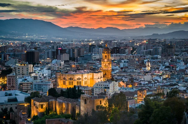 MALAGA, SPAGNA - 17 SETTEMBRE: Paesaggio urbano di Malaga il 1 settembre — Foto Stock