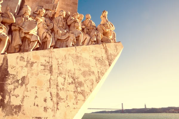 Padrao dos Upptäckarmonumenten (monument av upptäckterna) i Lissabon, portugal — Stockfoto