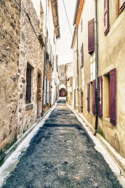 Lagrasse, franz - 23. juli: mittelalterliche stadt carcassonne am jul — Stockfoto