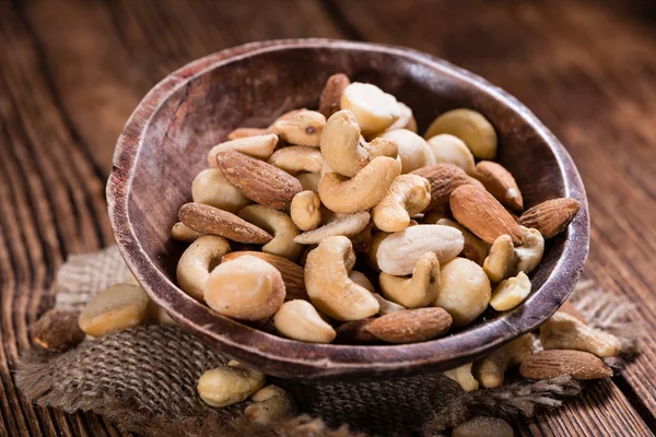 Mixed roasted and salted nuts — Stock Photo, Image