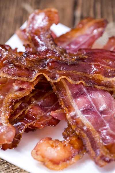 Porção de bacon frito — Fotografia de Stock