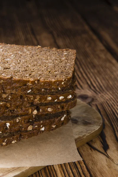 Sliced Brown Bread — Stock Photo, Image