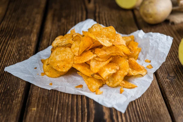 Haufen Chilikartoffelchips — Stockfoto