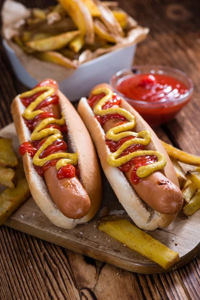 Klassieke hotdogs — Stockfoto