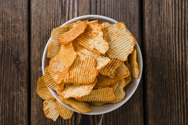 Bowl with rippled Potato Chips — Stock Photo, Image