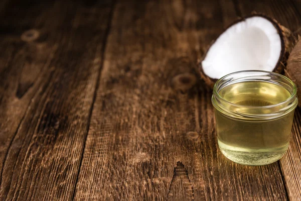 Kokosöl auf dem Tisch — Stockfoto