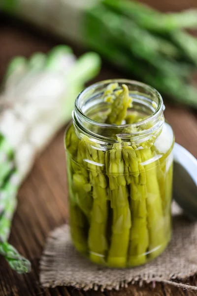 Green Asparagus on table — Stock Photo, Image