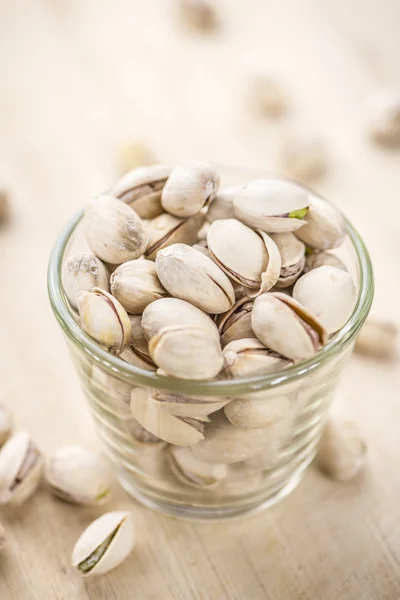Roasted Pistachios  on table — Stock Photo, Image