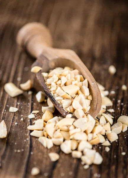 Portion gehackte Erdnüsse — Stockfoto