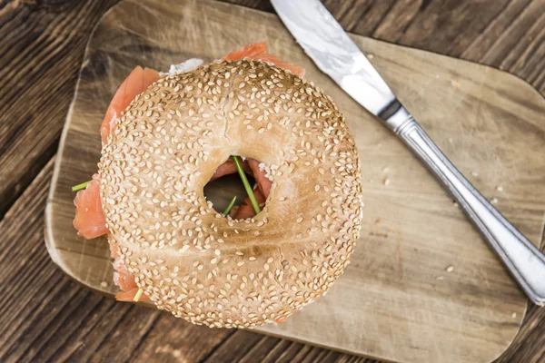 Fresh Bagel with Salmon — Stock Photo, Image