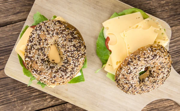 Breakfast Bagels with cheese — Stock Photo, Image