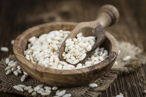 Arroz inflado en la mesa — Foto de Stock