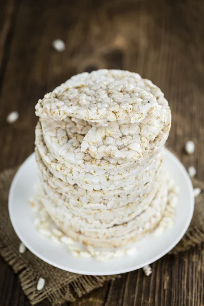 Mesa con tortas de arroz — Foto de Stock